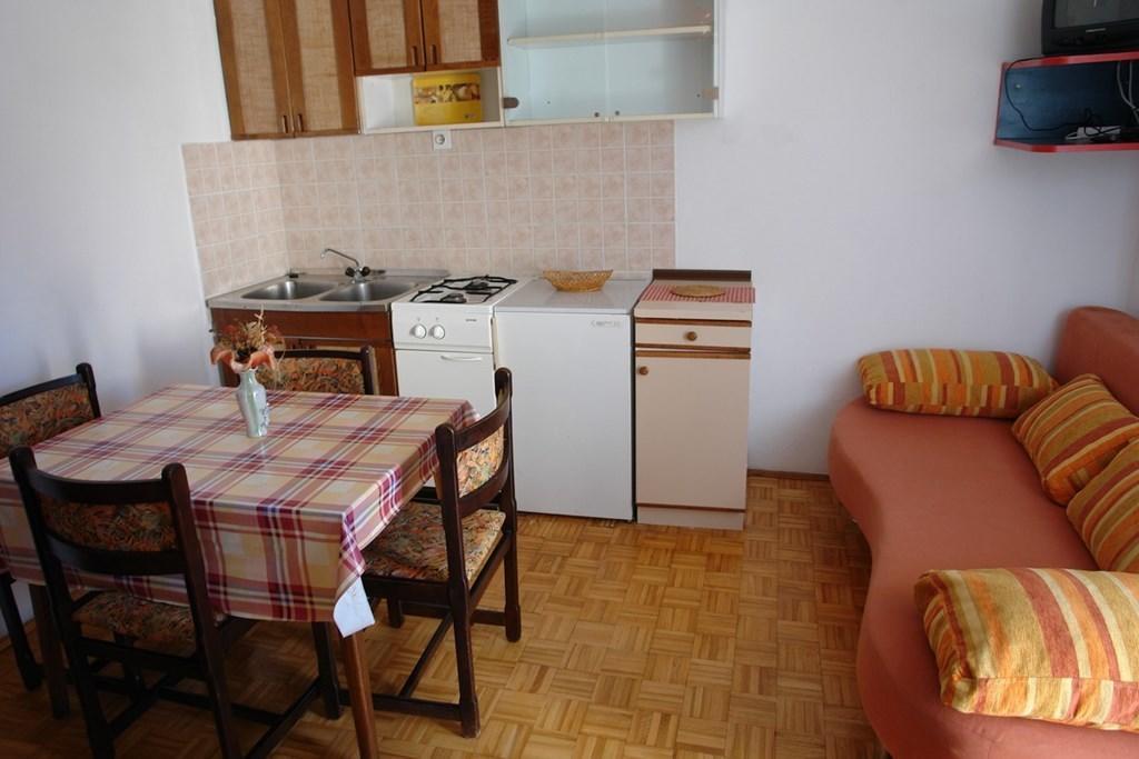 Beautiful Apartment In Crikvenica With Kitchen Quarto foto