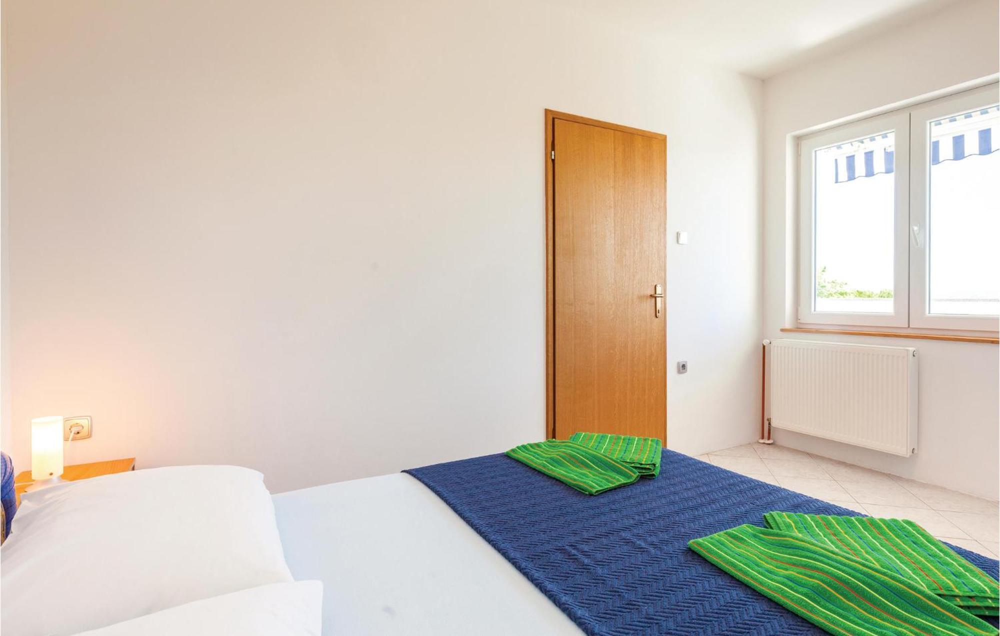 Beautiful Apartment In Crikvenica With Kitchen Exterior foto