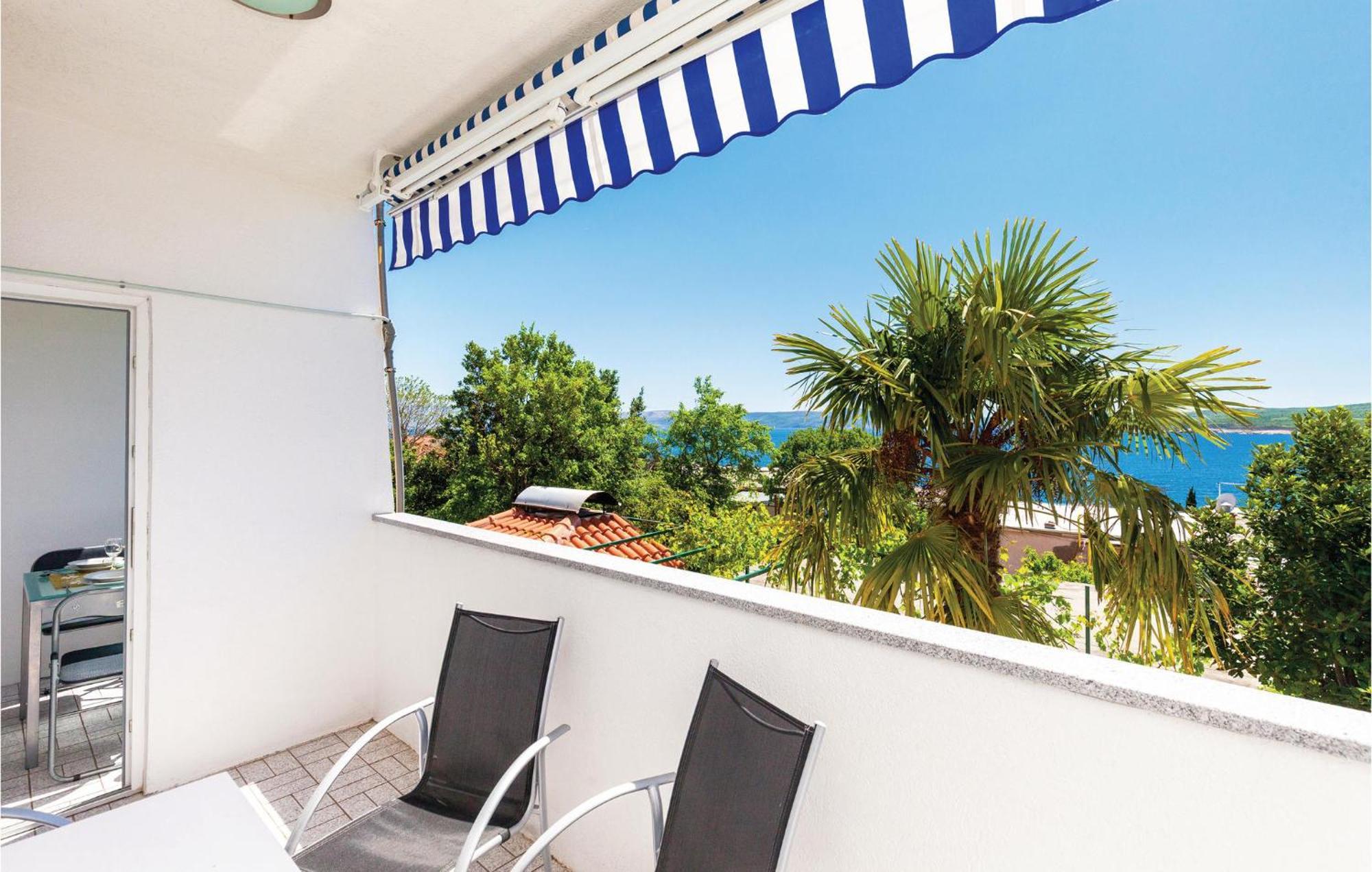 Beautiful Apartment In Crikvenica With Kitchen Exterior foto